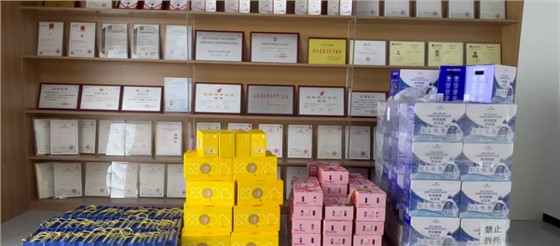 斯塔克机器人：月满中秋迎国庆，礼赠家人暖初心