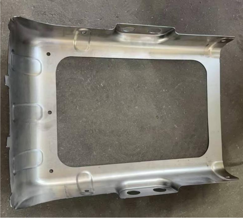 电动车电池盒三维激光切割效果图