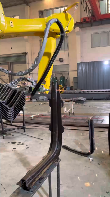 汽车车身结构件加工