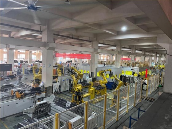 斯塔克可定制全套三维激光切割机自动化生产线